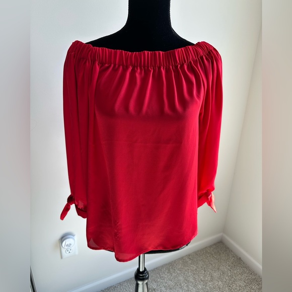 Express Tops - Women’s‎ Express Off-the-Shoulder Red Top